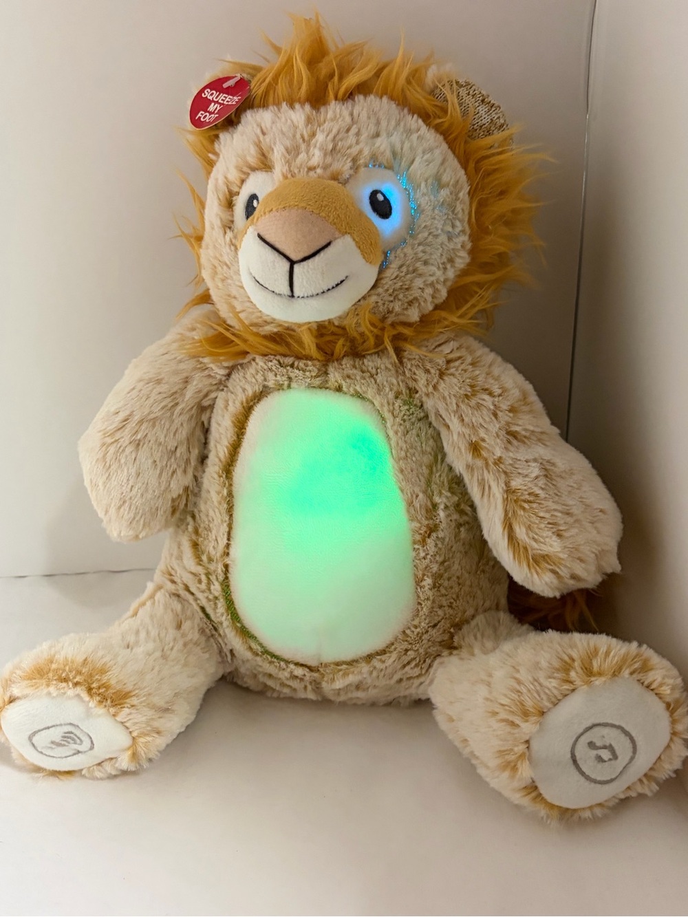 Musical Lullaby Lion Stuffed Animal Cuddle Barn